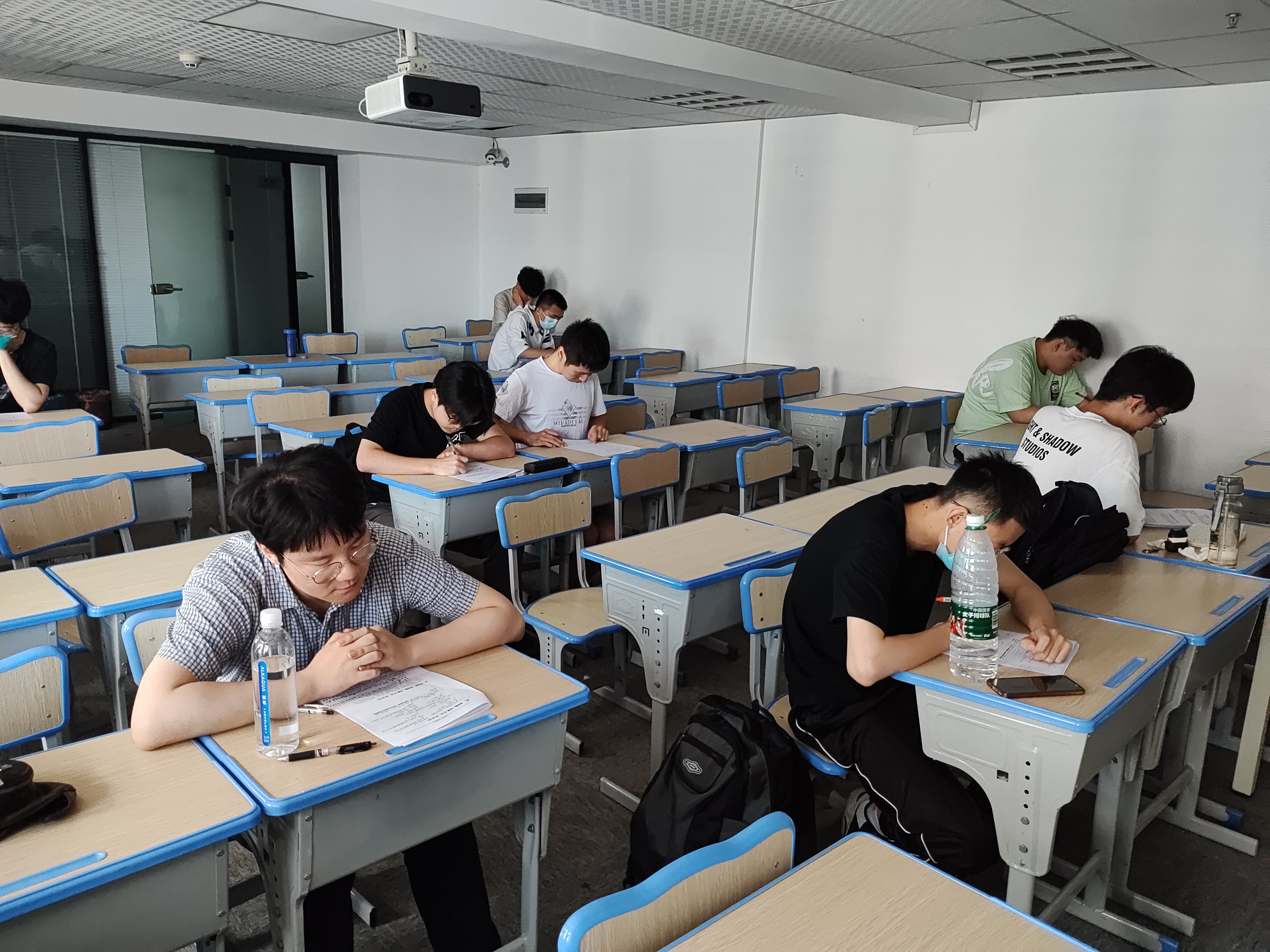 入学考试2.jpg