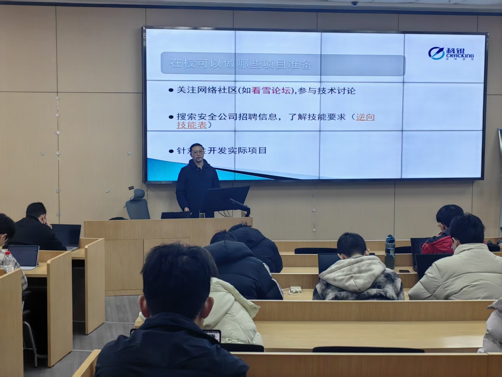 f957c83a0c61a2ea1c662ee505e00ca0.jpg f957c83a0c61a2ea1c662ee505e00ca0.jpg