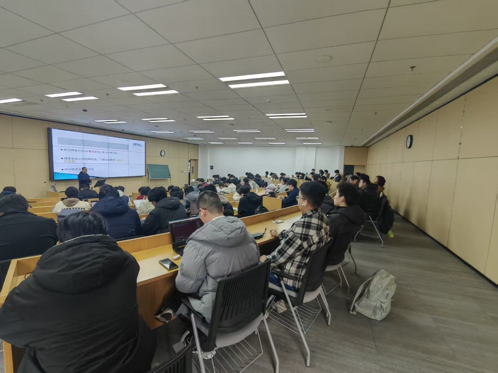 3bdf664b6699187b2fecbeca1dfe2076.jpg 3bdf664b6699187b2fecbeca1dfe2076.jpg